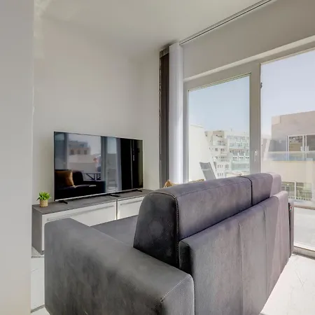 Chic By Buena Vista * Gzira